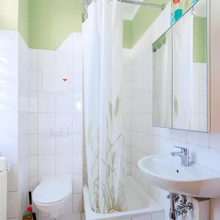 Gemuetliche Wohnung Mit Balkon Wohnung6 Rostock Exterior foto