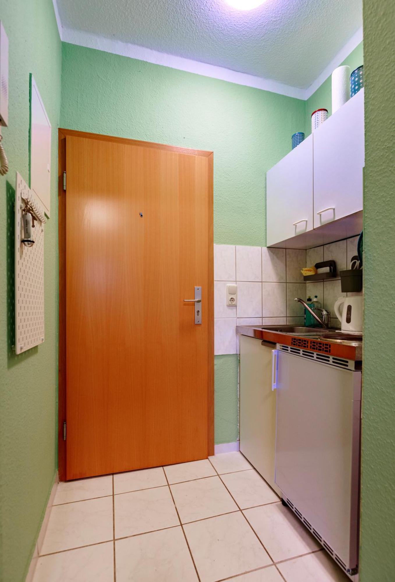 Gemuetliche Mit Balkon Wohnung6 * Rostock